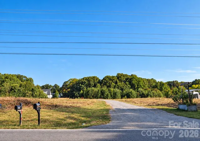 Photo 3 of Single family home for sale at 5017 Lancaster Hwy, Monroe, NC 28112 | MLS# 4429531 | Listing updated on 2026-10-02