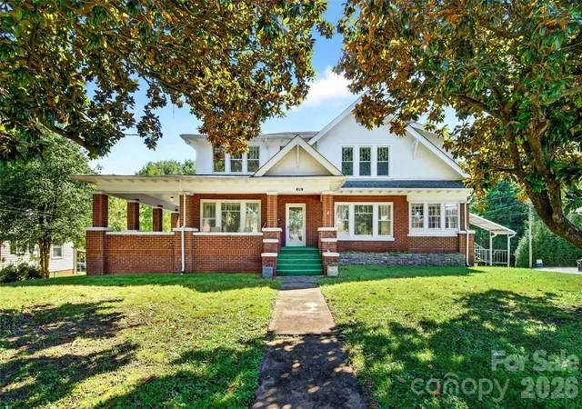 Photo 2 of Single family home for sale at 606 Rutherford Rd, Marion, NC 28752 | MLS# 4429532 | Listing updated on 2026-10-09