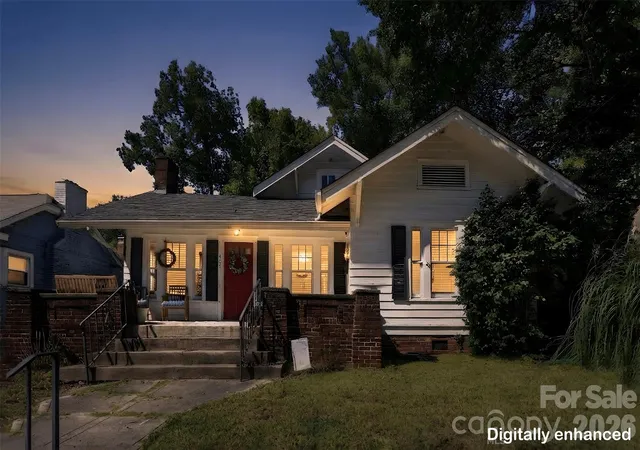 Photo 2 of Single family home for sale at 407 S South, Gastonia, NC 28052 | MLS# 4429534 | Listing updated on 2026-10-01