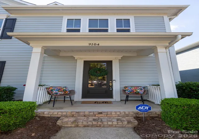Photo 3 of Single family home for sale at 9104 Gladden Hl Ln, Pineville, NC 28134 | MLS# 4429538 | Listing updated on 2026-10-03