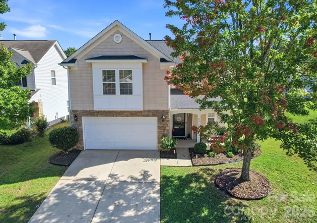Single family home for sale at 2729 Markham Woods Ct, Charlotte, NC 28214 | MLS# 4429540