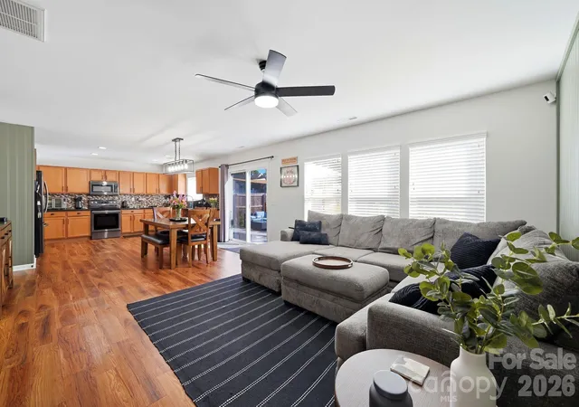 Photo 1 of Single family home for sale at 2729 Markham Woods Ct, Charlotte, NC 28214 | MLS# 4429540 | Listing updated on 2026-10-01