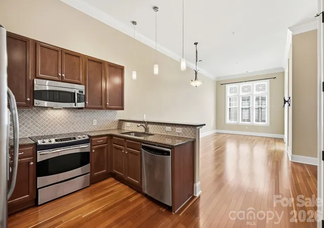 Photo 1 of Condo for sale at 2810 Selwyn Ave #428, Charlotte, NC 28209 | MLS# 4429543 | Listing updated on 2026-09-30