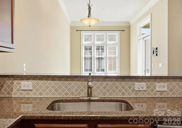 Photo 3 of Condo for sale at 2810 Selwyn Ave #428, Charlotte, NC 28209 | MLS# 4429543 | Listing updated on 2026-09-30