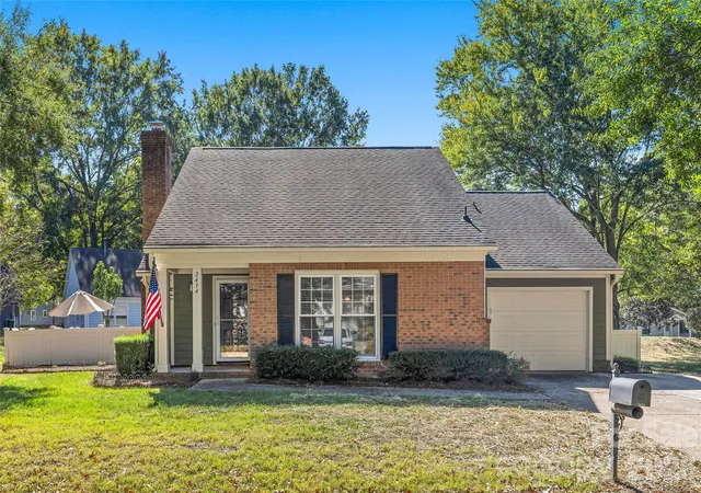 Photo 1 of Single family home for sale at 2434 Dryden Ln, Charlotte, NC 28210 | MLS# 4429545 | Listing updated on 2026-10-26
