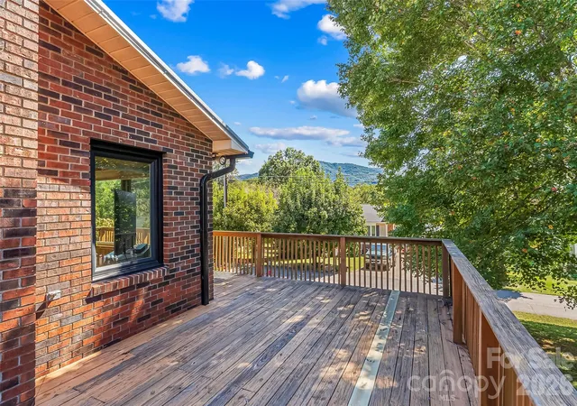 Photo 2 of Single family home for sale at 14 Three J Ln, Swannanoa, NC 28778 | MLS# 4429550 | Listing updated on 2026-10-04