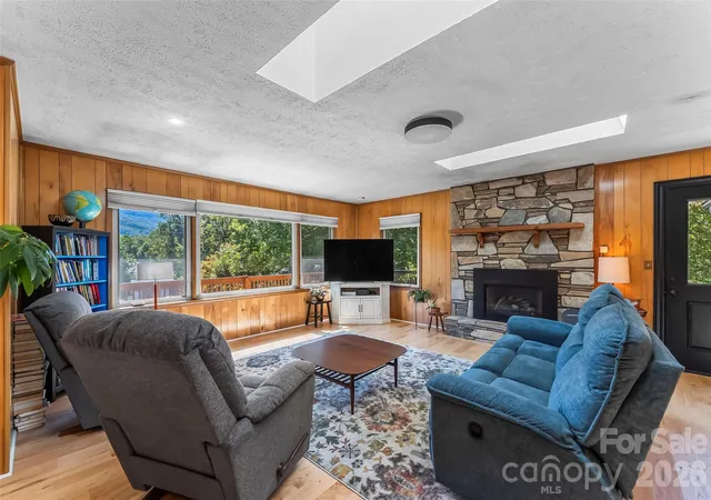 Photo 3 of Single family home for sale at 14 Three J Ln, Swannanoa, NC 28778 | MLS# 4429550 | Listing updated on 2026-10-04