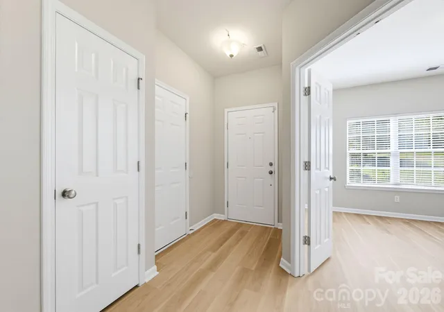 Photo 1 of Single family home for sale at 1704 Swan Dr, Charlotte, NC 28216 | MLS# 4429559 | Listing updated on 2026-10-06