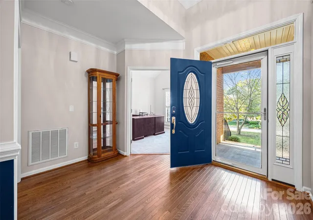 Photo 2 of Single family home for sale at 5650 Landale Ct Nw, Concord, NC 28027 | MLS# 4429562 | Listing updated on 2026-10-01