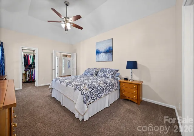 Photo 4 of Single family home for sale at 5650 Landale Ct NW, Concord, NC 28027 | MLS# 4429562 | Listing updated on 2026-10-01