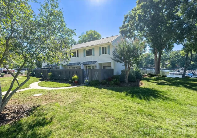 Photo 1 of Townhouse for sale at 8056 Westcape Dr, Denver, NC 28037 | MLS# 4429569 | Listing updated on 2026-10-03