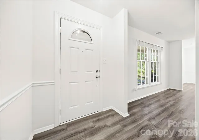 Photo 3 of Single family home for sale at 9112 Sardis Forest Dr, Charlotte, NC 28270 | MLS# 4429591 | Listing updated on 2026-10-03