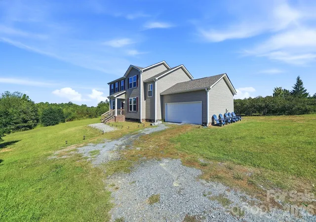 Photo 2 of Single family home for sale at 6100 White Store Pageland Rd, Marshville, NC 28103 | MLS# 4429595 | Listing updated on 2026-10-02
