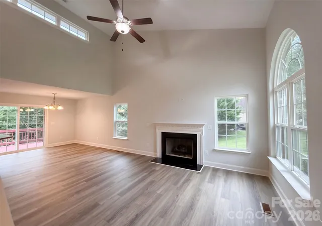 Photo 3 of Single family home for sale at 117 Sundance Cir, Statesville, NC 28625 | MLS# 4429597 | Listing updated on 2026-09-30