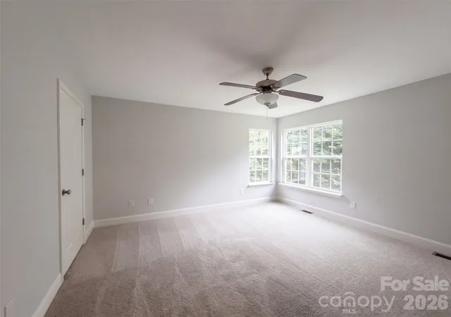 Photo 3 of Single family home for sale at 117 Sundance Cir, Statesville, NC 28625 | MLS# 4429597 | Listing updated on 2026-09-30