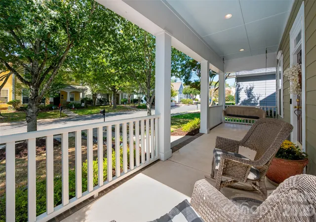 Photo 2 of Single family home for sale at 3004 Ivy Brk Pl, Matthews, NC 28104 | MLS# 4429599 | Listing updated on 2026-10-09