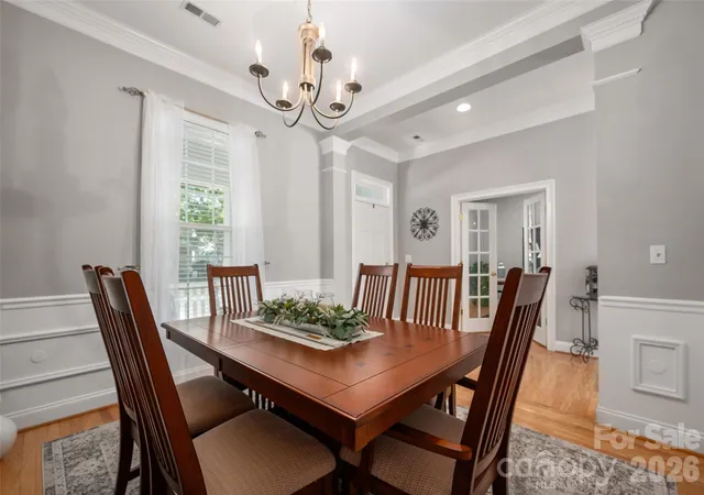 Photo 4 of Single family home for sale at 3004 Ivy Brk Pl, Matthews, NC 28104 | MLS# 4429599 | Listing updated on 2026-10-09