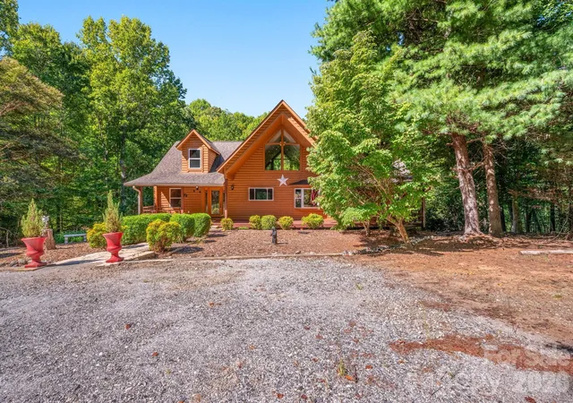 Photo 2 of Single family home for sale at 143 Rosewood Ln, Rutherfordton, NC 28139 | MLS# 4429610 | Listing updated on 2026-09-30