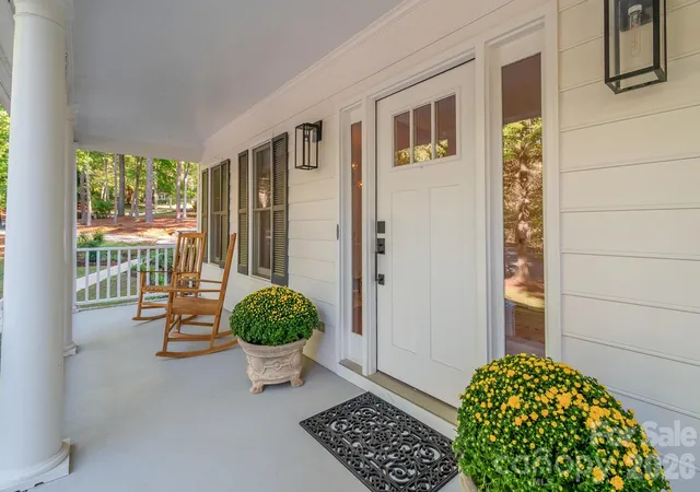 Photo 3 of Single family home for sale at 211 Pat Stough Ln, Davidson, NC 28036 | MLS# 4429615 | Listing updated on 2026-10-06