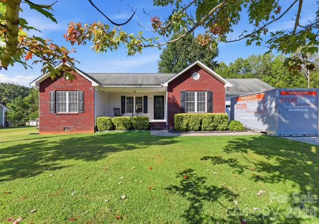 Photo 1 of Single family home for sale at 2455 Fay Jones Rd, Denver, NC 28037 | MLS# 4429616 | Listing updated on 2026-10-04