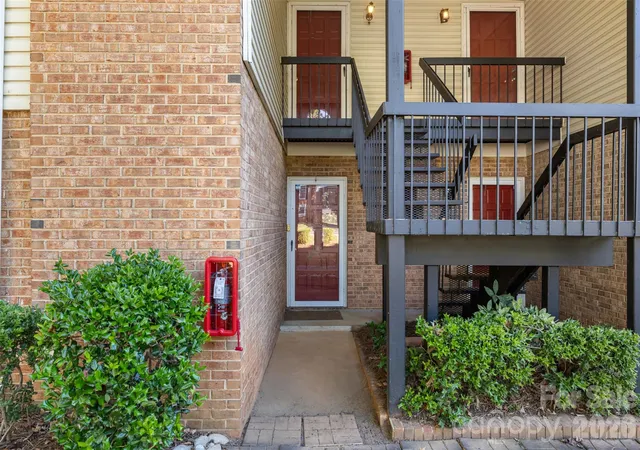 Photo 1 of Condo for sale at 4615 Coronado Dr, Charlotte, NC 28212 | MLS# 4429617 | Listing updated on 2026-10-08