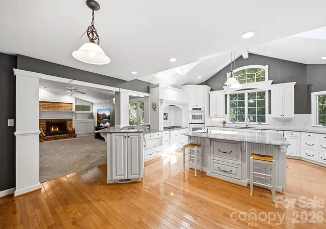 Photo 3 of Single family home for sale at 450 Mills Gap Rd, Arden, NC 28704 | MLS# 4429619 | Listing updated on 2026-10-07
