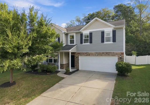 Photo 1 of Single family home for sale at 8815 Balsam Bay Rd, Charlotte, NC 28227 | MLS# 4429628 | Listing updated on 2026-10-09