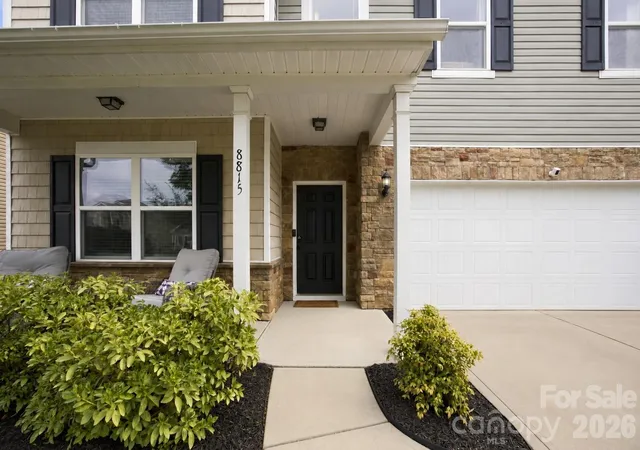 Photo 3 of Single family home for sale at 8815 Balsam Bay Rd, Charlotte, NC 28227 | MLS# 4429628 | Listing updated on 2026-10-09