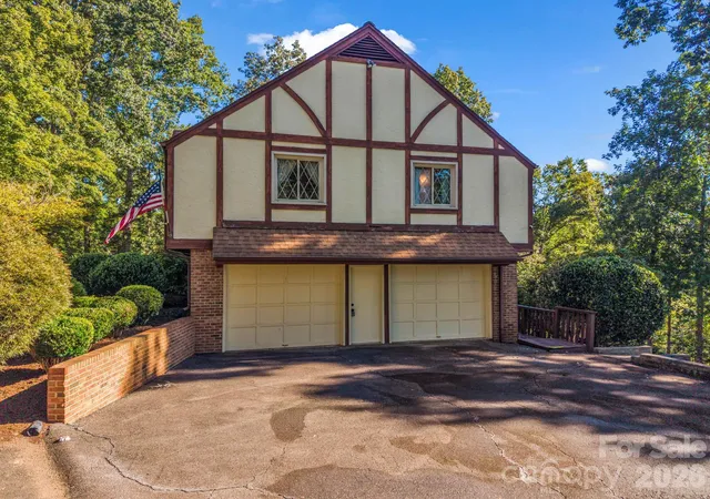 Photo 3 of Single family home for sale at 328 Plantation Dr, Rutherfordton, NC 28139 | MLS# 4429643 | Listing updated on 2026-10-05