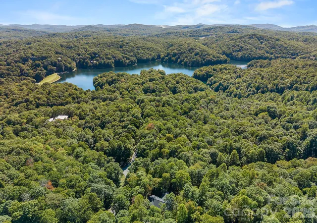 Photo 2 of Single family home for sale at 15 W Moytoy Ln, Brevard, NC 28712 | MLS# 4429647 | Listing updated on 2026-10-06