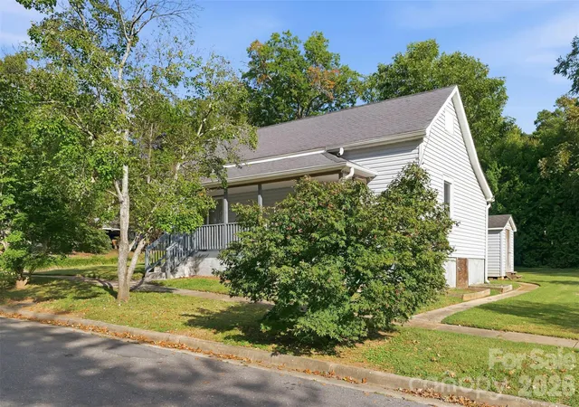 Photo 3 of Single family home for sale at 140 Aikman Ave, Norwood, NC 28128 | MLS# 4429649 | Listing updated on 2026-10-10