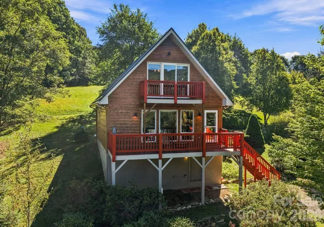 Single family home for sale at 190 Camelot Dr, Banner Elk, NC 28604 | MLS# 4429650