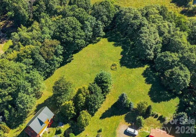 Photo 1 of Single family home for sale at 190 Camelot Dr, Banner Elk, NC 28604 | MLS# 4429650 | Listing updated on 2026-09-30