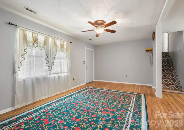 Photo 3 of Single family home for sale at 938 Lyndsey Brooke Ct, Lincolnton, NC 28092 | MLS# 4429655 | Listing updated on 2026-10-08