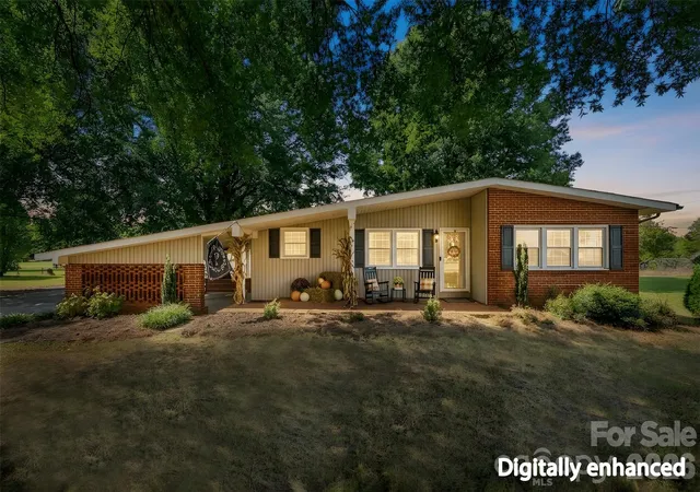 Photo 3 of Single family home for sale at 1691 Cat Sq Rd, Vale, NC 28168 | MLS# 4429663 | Listing updated on 2026-10-05