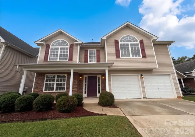 Photo 1 of Single family home for sale at 3214 Erwin Tr Dr, Charlotte, NC 28213 | MLS# 4429664 | Listing updated on 2026-10-06