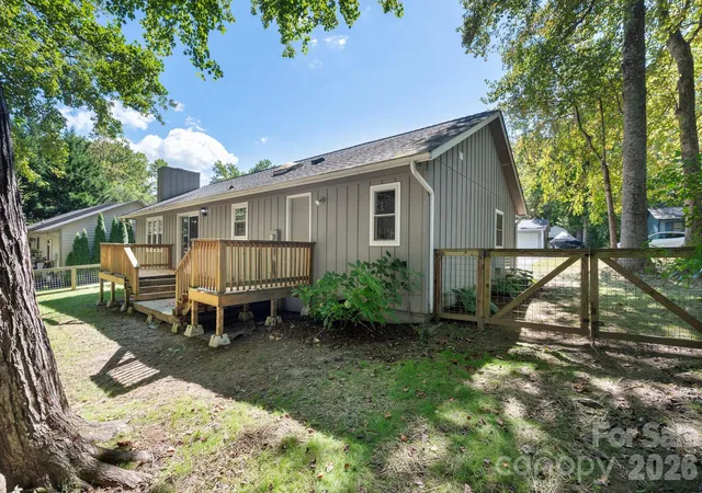 Photo 2 of Single family home for sale at 340 Genesis Cir, Black Mountain, NC 28711 | MLS# 4429667 | Listing updated on 2026-10-06