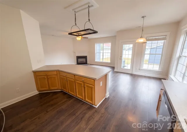 Photo 3 of Single family home for sale at 3926 Wilgrove Way Dr, Charlotte, NC 28213 | MLS# 4429675 | Listing updated on 2026-10-02