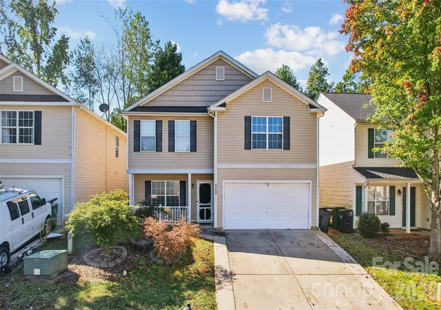 Photo 1 of Single family home for sale at 5142 Grays Ridge Dr #15, Charlotte, NC 28269 | MLS# 4429698 | Listing updated on 2026-10-23