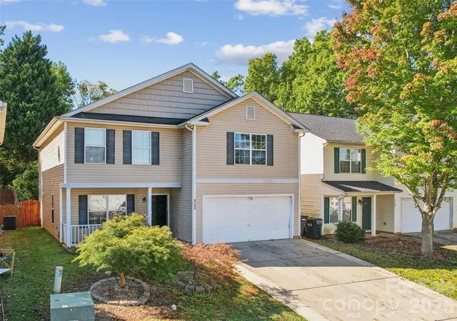Photo 1 of Single family home for sale at 5142 Grays Ridge Dr #15, Charlotte, NC 28269 | MLS# 4429698 | Listing updated on 2026-10-23