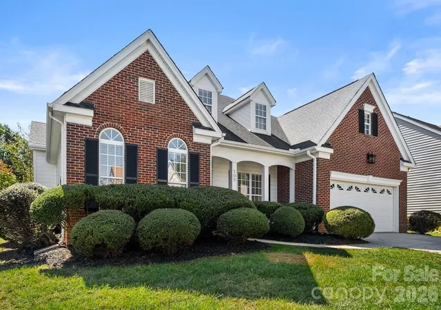 Photo 3 of Single family home for sale at 109 Coronilla Rd #32, Mooresville, NC 28117 | MLS# 4429708 | Listing updated on 2026-10-20