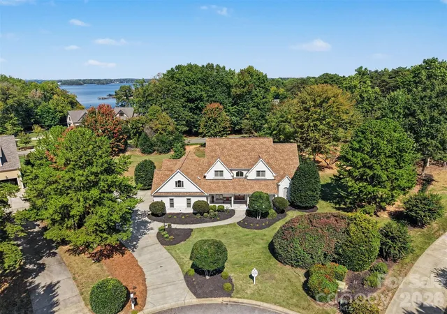 Photo 1 of Single family home for sale at 109 Fitchburg Ct, Mooresville, NC 28117 | MLS# 4429717 | Listing updated on 2026-10-07