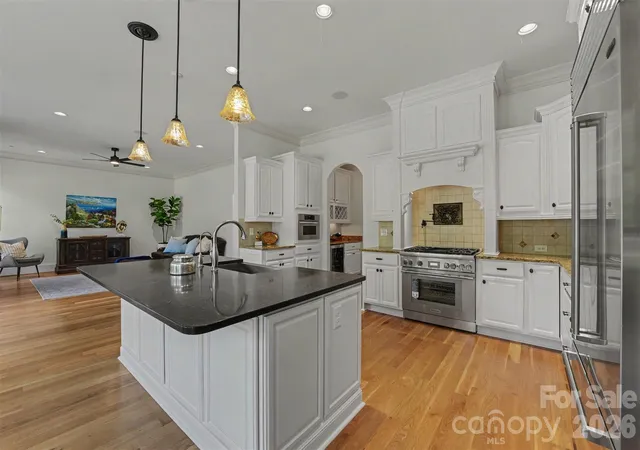 Photo 3 of Single family home for sale at 109 Fitchburg Ct, Mooresville, NC 28117 | MLS# 4429717 | Listing updated on 2026-10-07