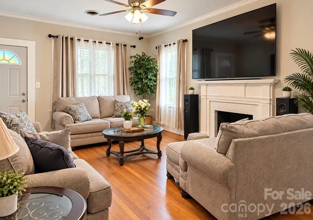 Photo 3 of Single family home for sale at 924 Maple Ave, Salisbury, NC 28144 | MLS# 4429731 | Listing updated on 2026-10-15