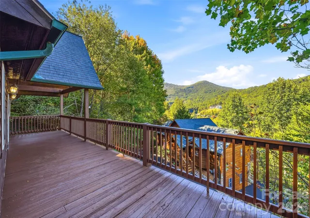 Photo 3 of Single family home for sale at 144 Appalachian Trl, Maggie Valley, NC 28751 | MLS# 4429734 | Listing updated on 2026-10-04