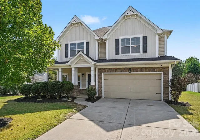 Photo 3 of Single family home for sale at 1638 Fig Branch Rd, Clover, SC 29710 | MLS# 4429738 | Listing updated on 2026-10-01