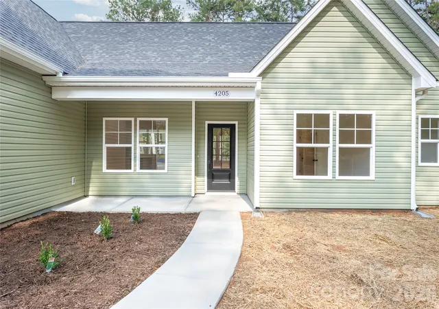 Photo 3 of Single family home for sale at 4205 Pigg Mattox Rd, Monroe, NC 28112 | MLS# 4429743 | Listing updated on 2026-10-19