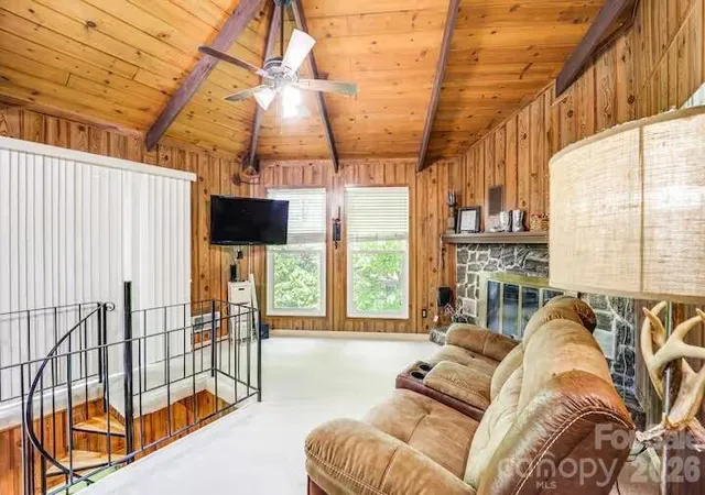 Photo 4 of Single family home for sale at 102 Cricket Way, Beech Mountain, NC 28604 | MLS# 4429753 | Listing updated on 2026-09-30