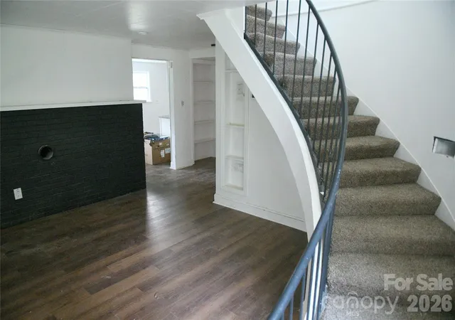 Photo 4 of Single family home for sale at 1605 W 4th Avenue, Gastonia, NC 28052 | MLS# 4429758 | Listing updated on 2026-10-02