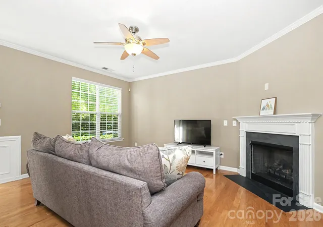 Photo 3 of Townhouse for sale at 3212 Kemptown Sq, Waxhaw, NC 28173 | MLS# 4429771 | Listing updated on 2026-10-08
